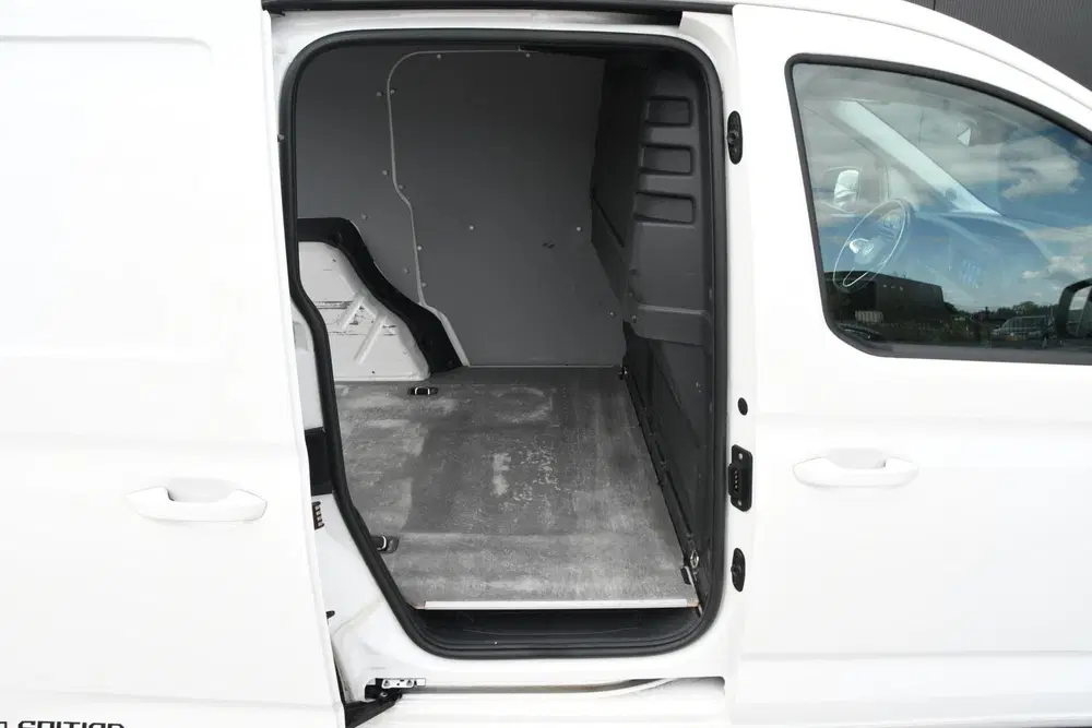 Volkswagen Caddy 1.5 TSI N-EDITION uit 2022, foto 8