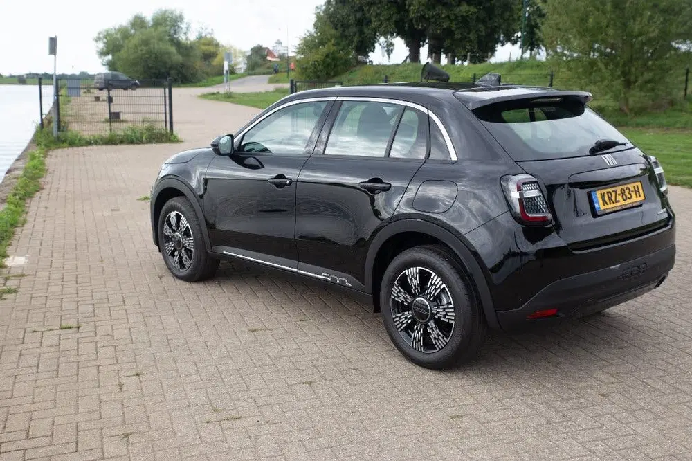 Fiat 600 1.2 Hybrid Urban Automaat Carplay Airco zu uit 2025, foto 3