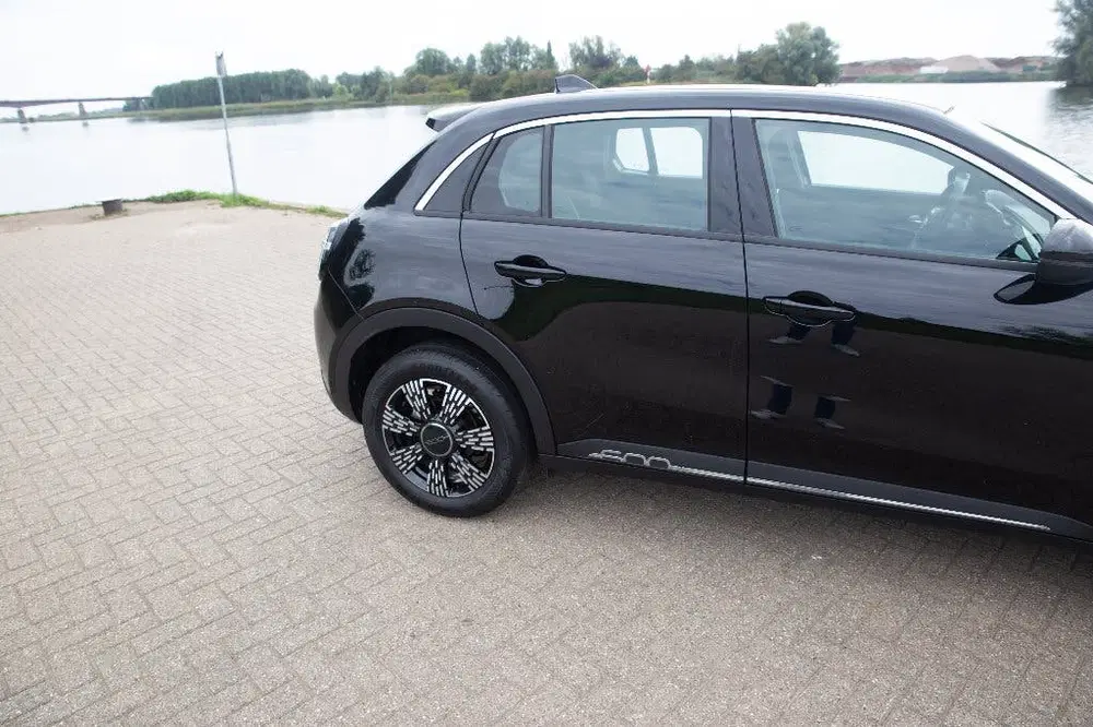 Fiat 600 1.2 Hybrid Urban Automaat Carplay Airco zu uit 2025, foto 9