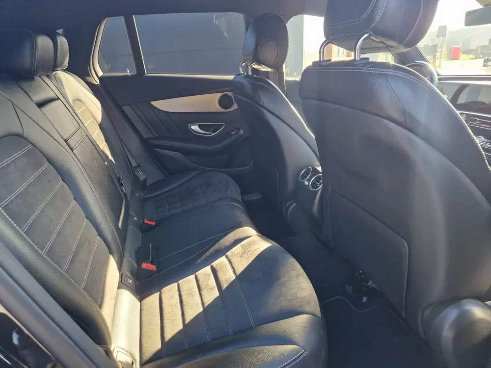 Mercedes-Benz EQC 400 4MATIC 408pk 2023 Zwart uit 2023, foto 14