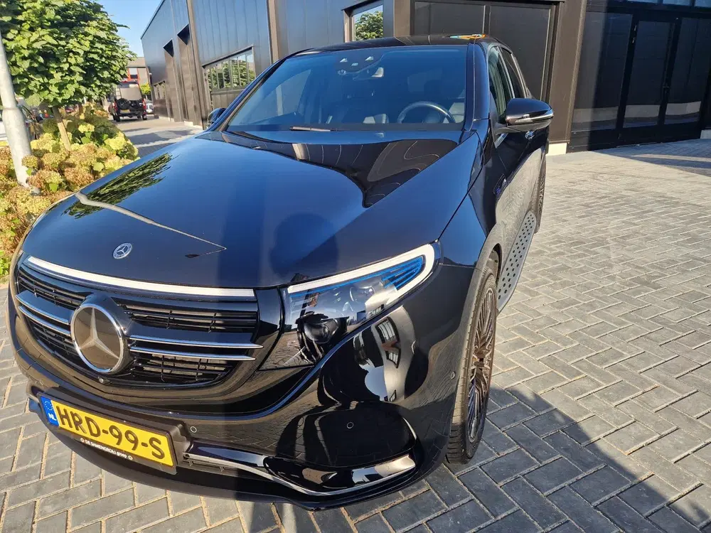 Mercedes-Benz EQC 400 4MATIC 408pk 2023 Zwart uit 2023, foto 2