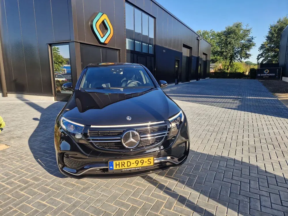 Mercedes-Benz EQC 400 4MATIC 408pk 2023 Zwart uit 2023, foto 3