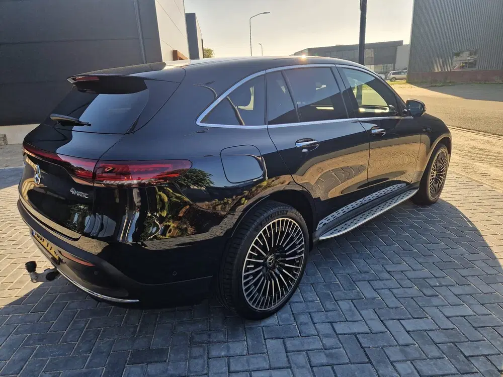 Mercedes-Benz EQC 400 4MATIC 408pk 2023 Zwart uit 2023, foto 5