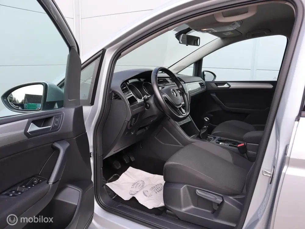 Volkswagen Touran 1.0 TSI Comfortline 7p PDC CarPlay Cruise uit 2019, foto 14