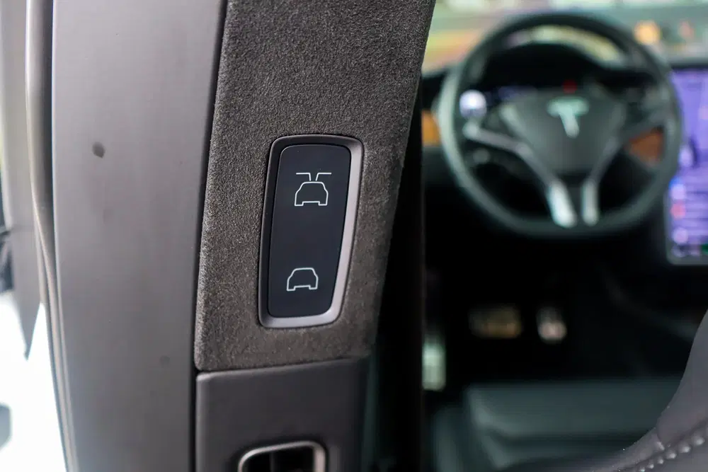 Tesla Model X Long Range 6p. uit 2020, foto 17