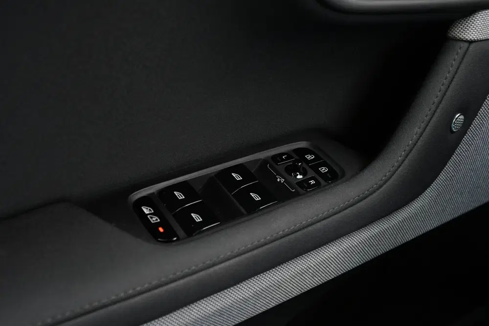 Polestar 2 Long Range Dual Motor 78 kWh uit 2023, foto 15
