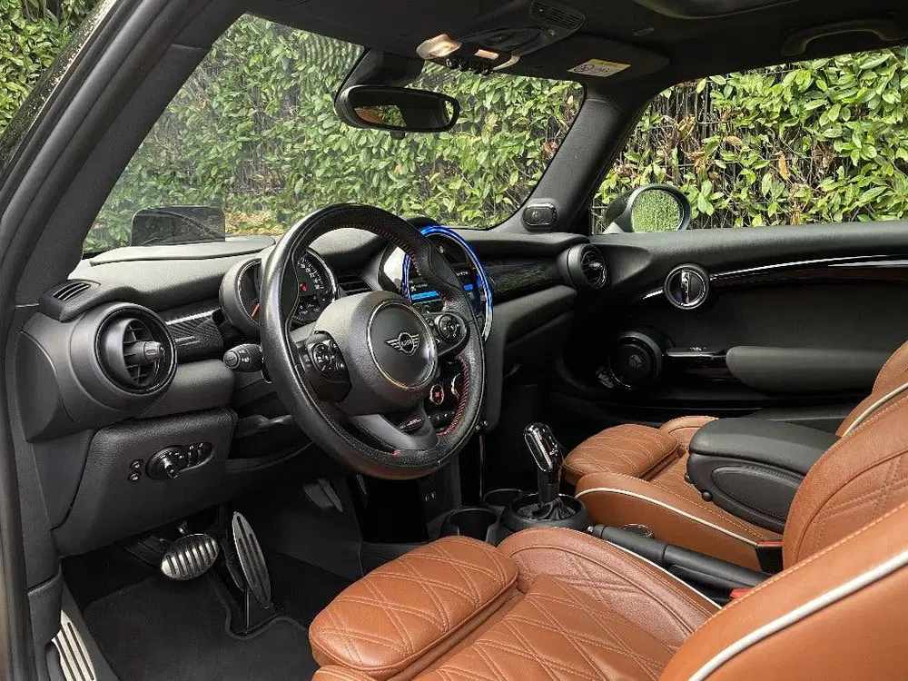 Mini Cooper S Cooper S 2.0 JCW uit 2020, foto 10