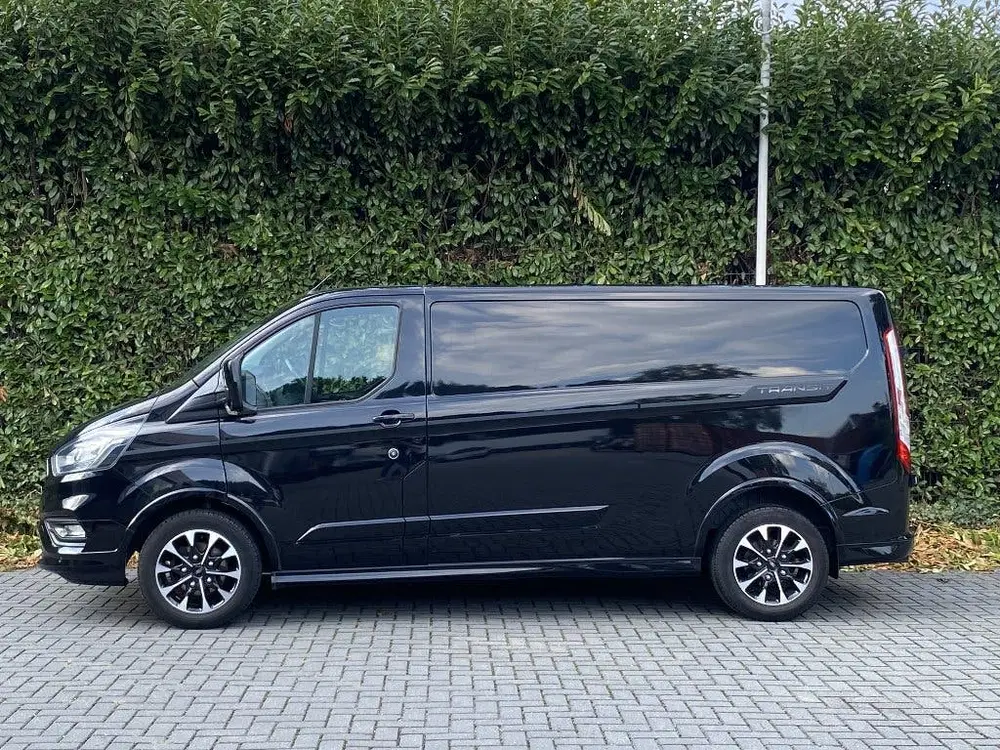 Ford Transit Custom Sport 2.0 170PK 310 L2H1 uit 2019, foto 2