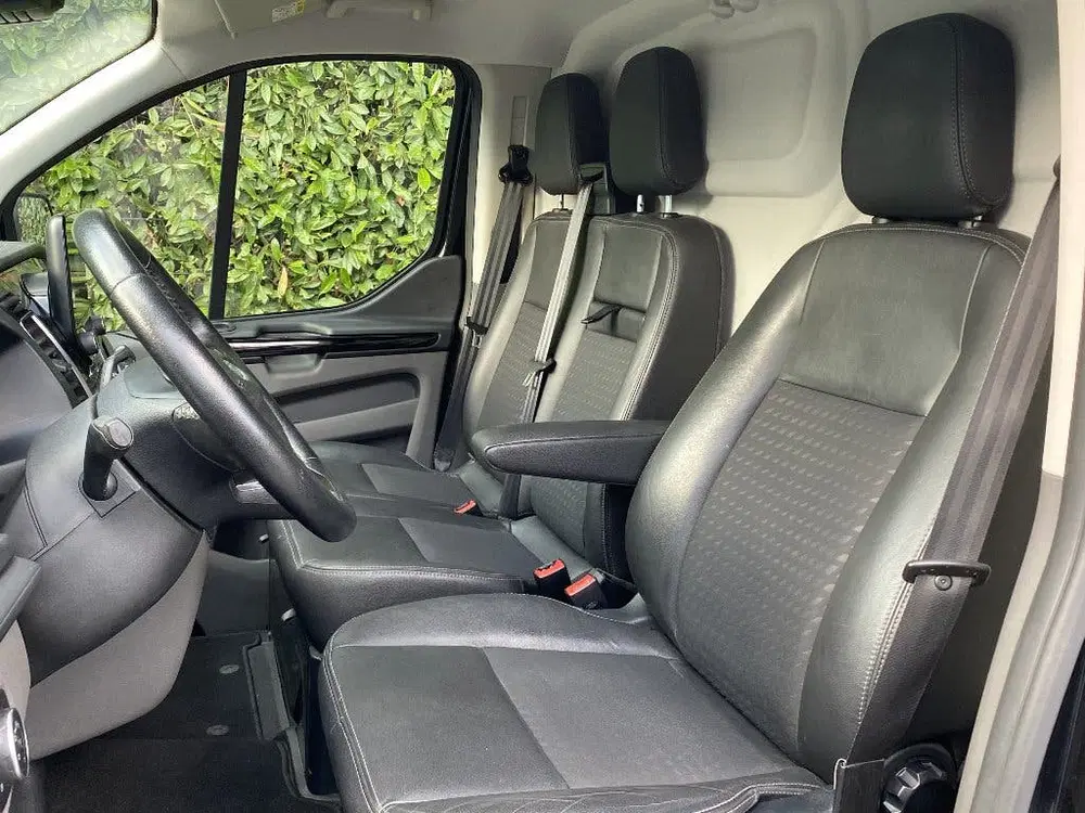 Ford Transit Custom Sport 2.0 170PK 310 L2H1 uit 2019, foto 5