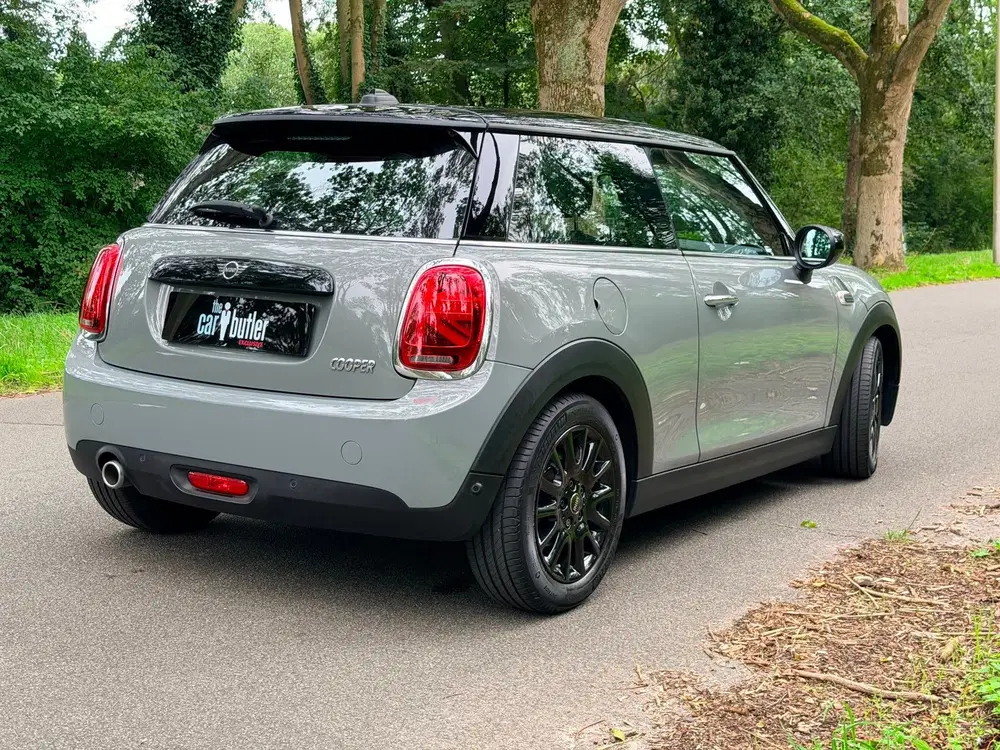 Mini Overig 1.5 136pk uit 2020, foto 6