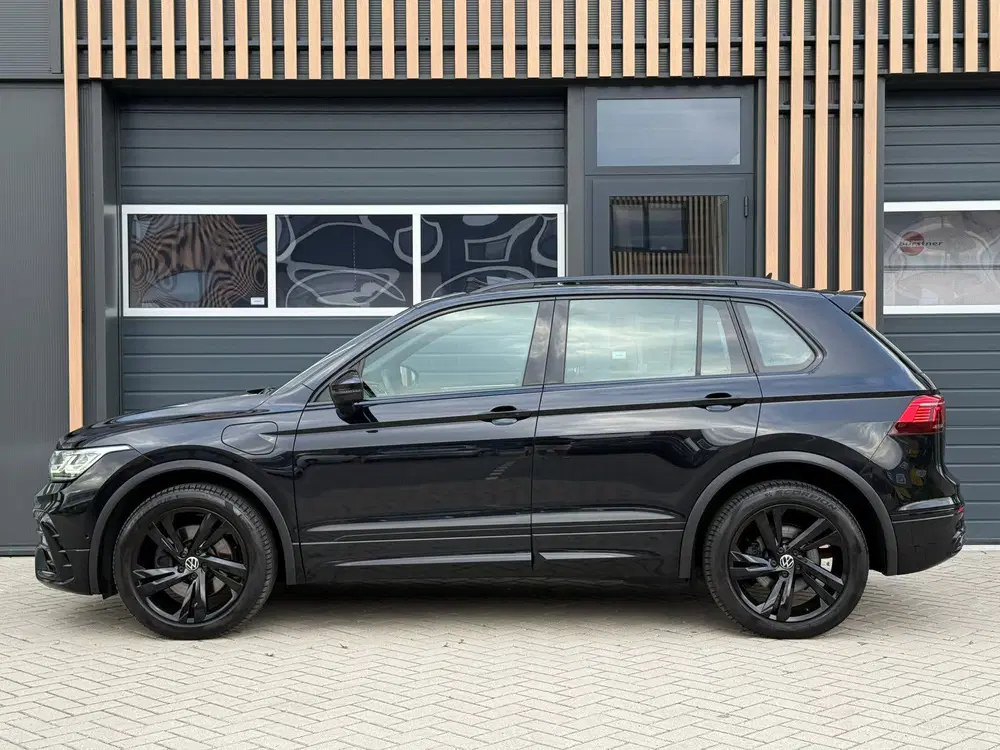 Volkswagen Tiguan R-Line eHybride uit 2021, foto 7