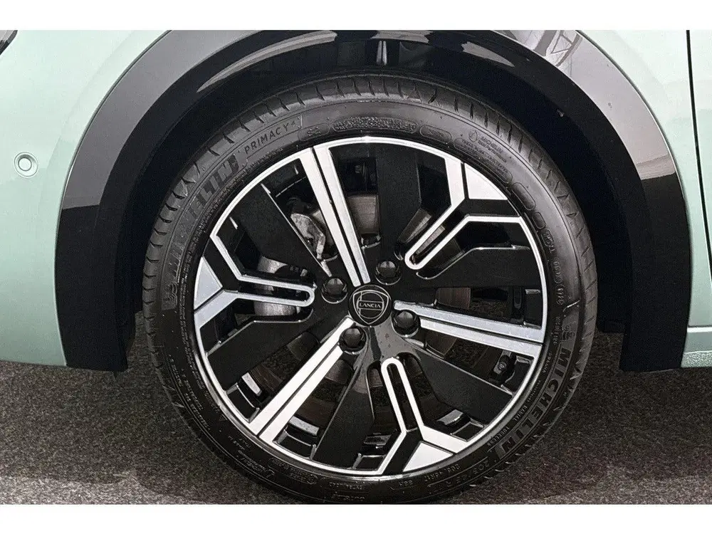Lancia Ypsilon 1.2 Turbo Hybrid LX Automaat Camera Apple uit 2025, foto 19