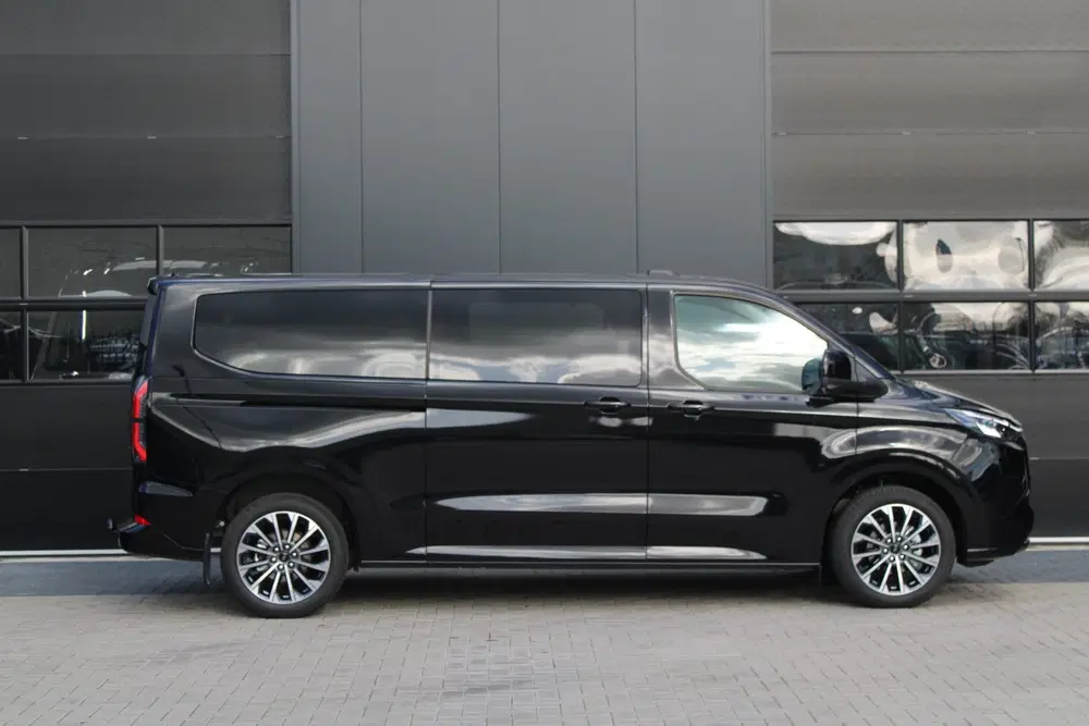 Ford Tourneo Custom 340 2.5 PHEV L2H1 Titanium X 232pk uit 2025, foto 4