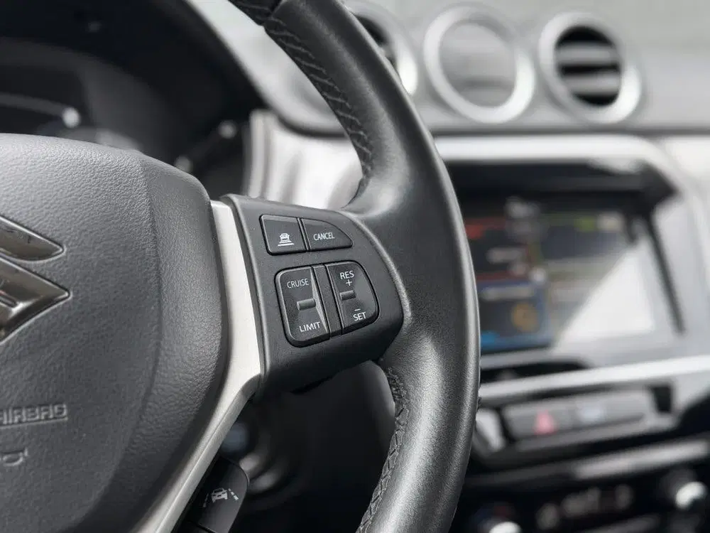 Suzuki Vitara 1.4 Automaat BoosterJet Hybrid Select uit 2021, foto 11