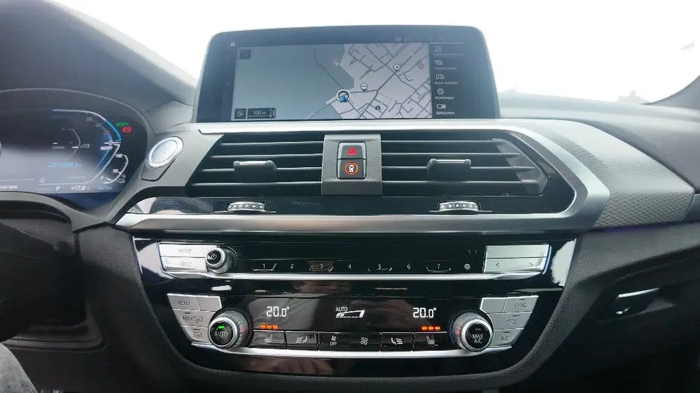 BMW X3 Xdrive30e uit 2021, foto 12