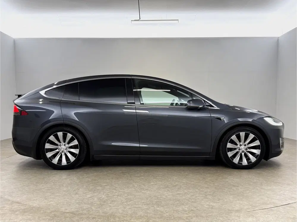 Tesla Model X Long Range 100 kWh uit 2020, foto 12