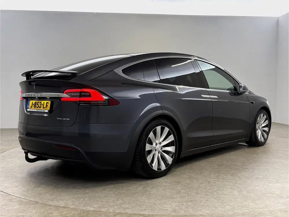 Tesla Model X Long Range 100 kWh uit 2020, foto 14