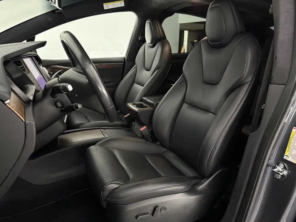 Tesla Model X Long Range 100 kWh uit 2020, foto 17