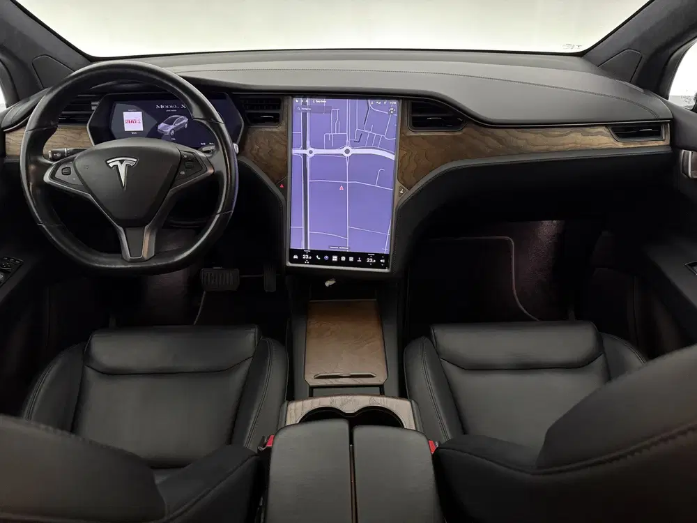 Tesla Model X Long Range 100 kWh uit 2020, foto 2