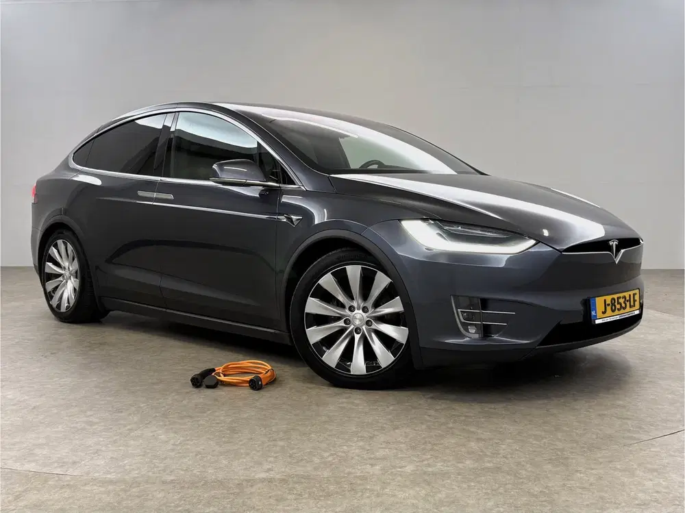 Tesla Model X Long Range 100 kWh uit 2020, foto 6