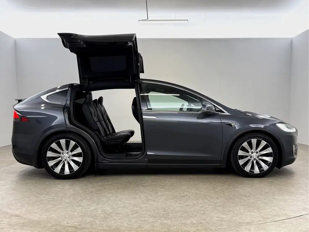 Tesla Model X Long Range 100 kWh uit 2020, foto 8