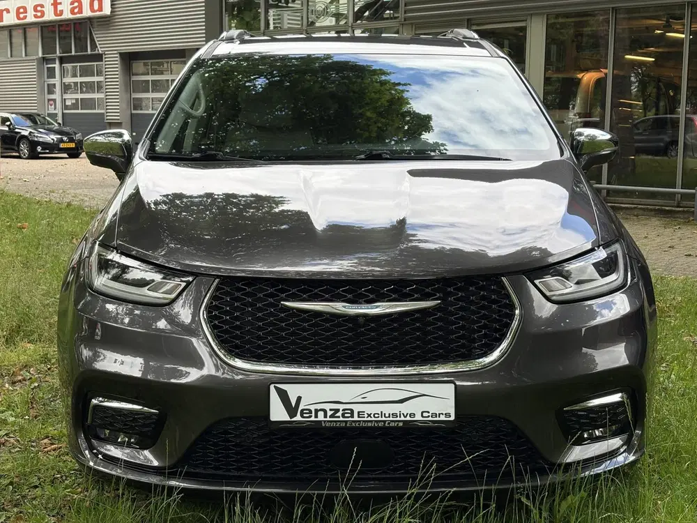 Chrysler Pacifica 3.6 V6 Hybrid PHEV LIMITED (bj 2021) uit 2021, foto 2