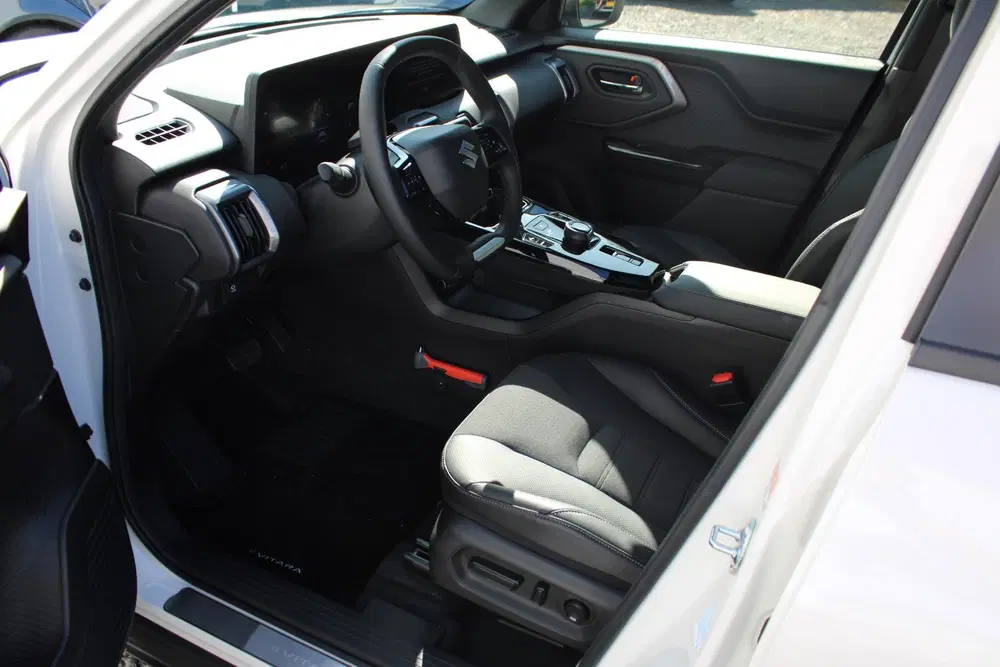 Suzuki Vitara Style 61 kWh DEMOVOORDEEL uit 2026, foto 9