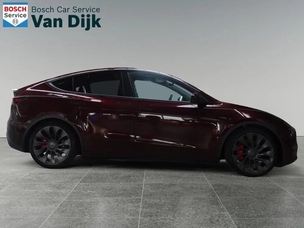 Tesla Model Y Performance AWD 75 kWh Incl:BTW uit 2023, foto 2