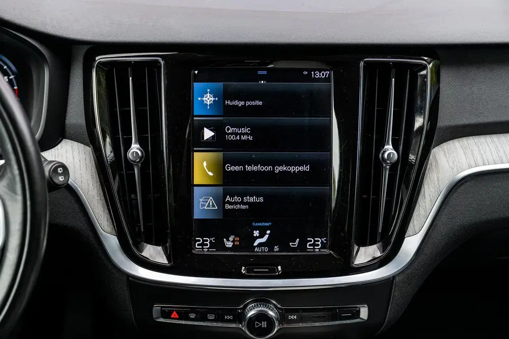 Volvo V60 Cross Country 2.0 B5 AWD Pro uit 2021, foto 13