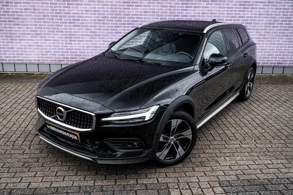 Volvo V60 Cross Country 2.0 B5 AWD Pro uit 2021, foto 14