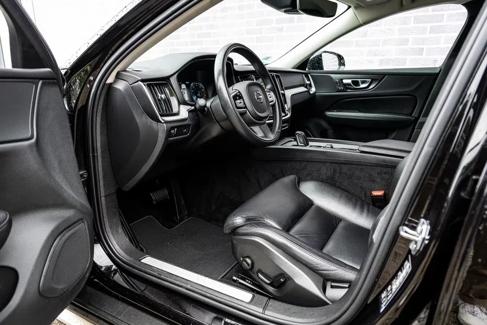Volvo V60 Cross Country 2.0 B5 AWD Pro uit 2021, foto 16