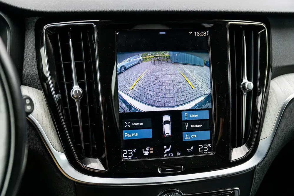 Volvo V60 Cross Country 2.0 B5 AWD Pro uit 2021, foto 19