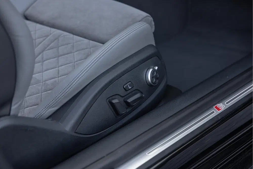 Audi S5 3.0 TFSI 354pk Quattro S-stoelen B&O Carbo uit 2021, foto 6
