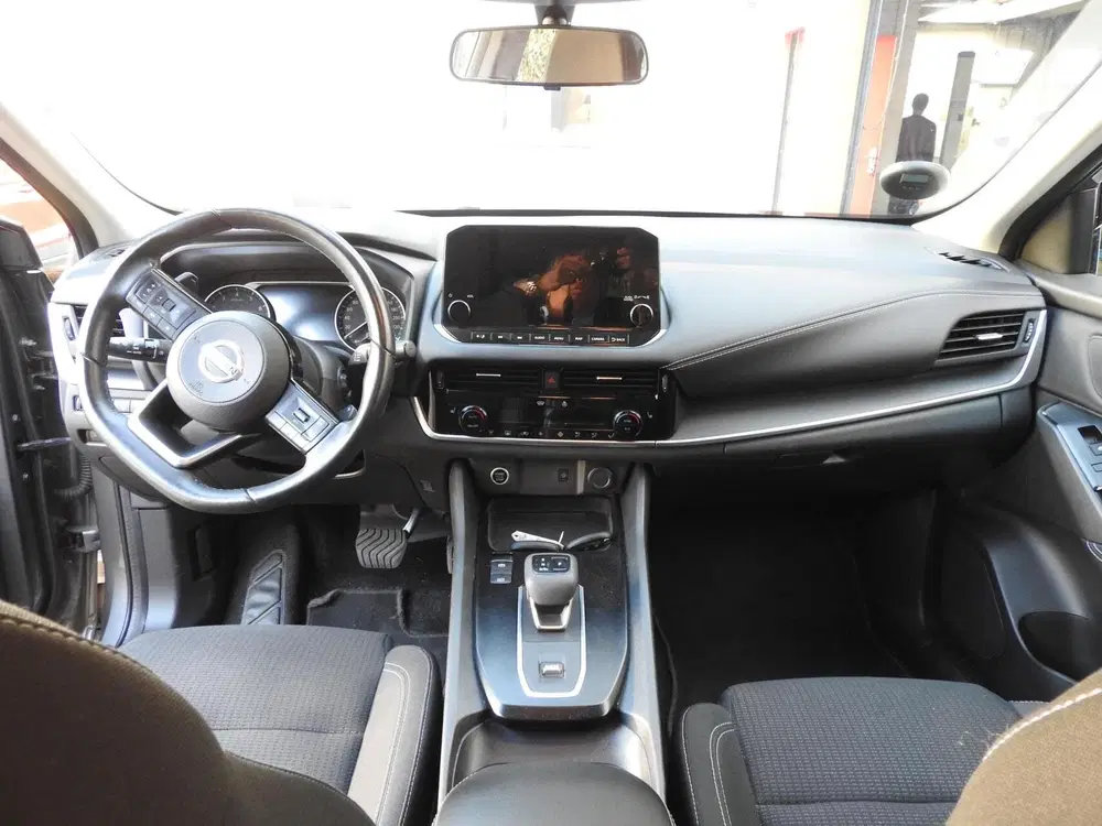 Nissan Qashqai 1.3 MHEV Xtronic Acenta nieuwe distributie uit 2022, foto 2