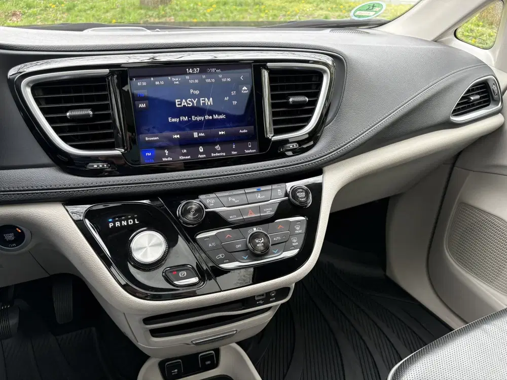 Chrysler Pacifica 3.6 V6 Hybrid Limited (bj 2021 uit 2021, foto 10