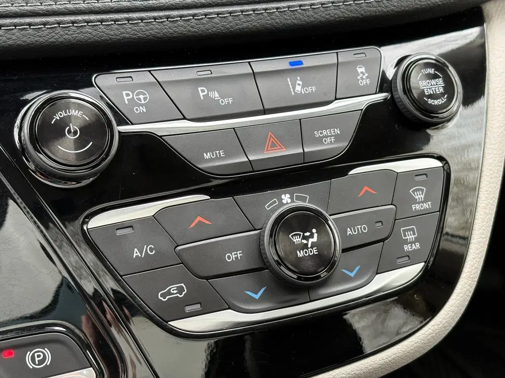 Chrysler Pacifica 3.6 V6 Hybrid Limited (bj 2021 uit 2021, foto 11