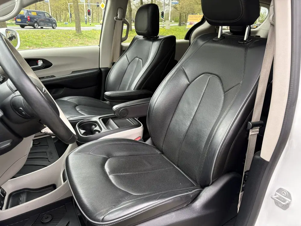 Chrysler Pacifica 3.6 V6 Hybrid Limited (bj 2021 uit 2021, foto 14