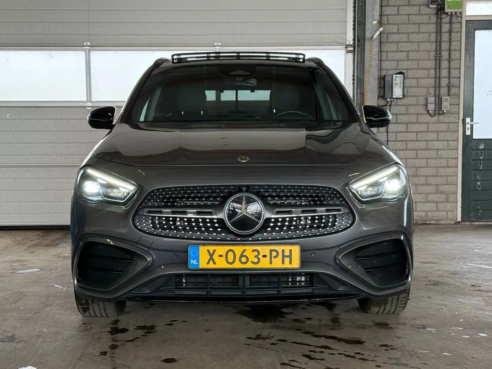Mercedes-Benz GLA AMG uit 2024, foto 5