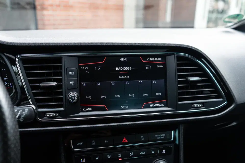 SEAT Leon 2.0 TSI CUPRA 300 Pano uit 2019, foto 15