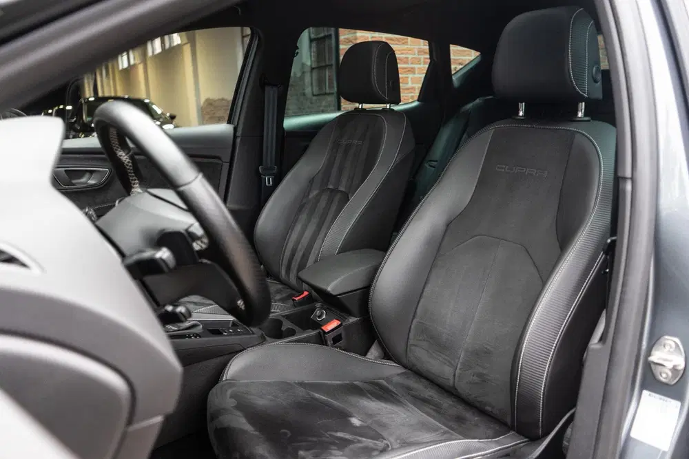 SEAT Leon 2.0 TSI CUPRA 300 Pano uit 2019, foto 8