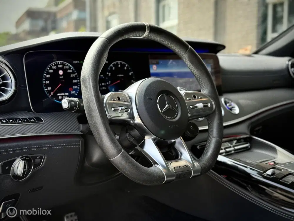 Mercedes-Benz AMG GT Mercedes AMG GT 4-Door Coupe AMG 63 S 4MAT uit 2019, foto 3