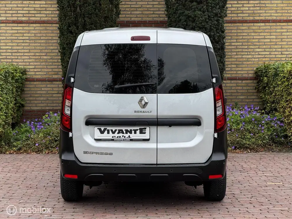 Renault Express 1.5 dCi 75 Generique Camera*Cruise*Bluetoo uit 2022, foto 8