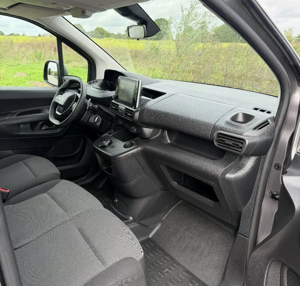 Peugeot Partner 1.2 130PK Benzine Automaat 2X Schuifdeur uit 2020, foto 13