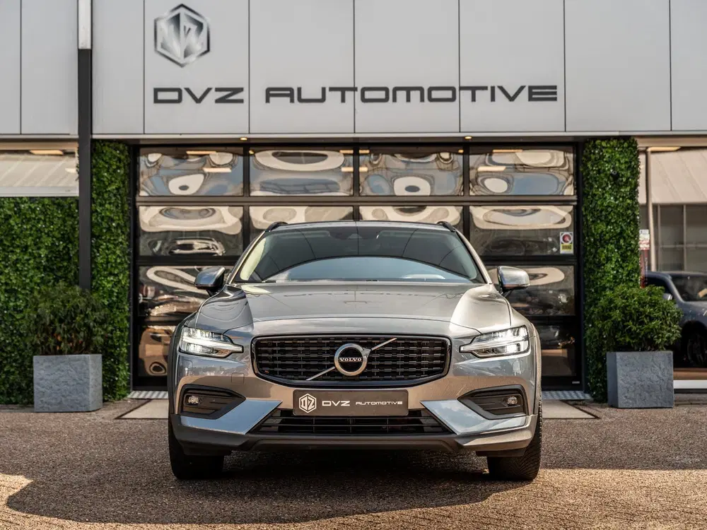 Volvo V60 Cross Country 2.0 B5 AWD Pro uit 2021, foto 6