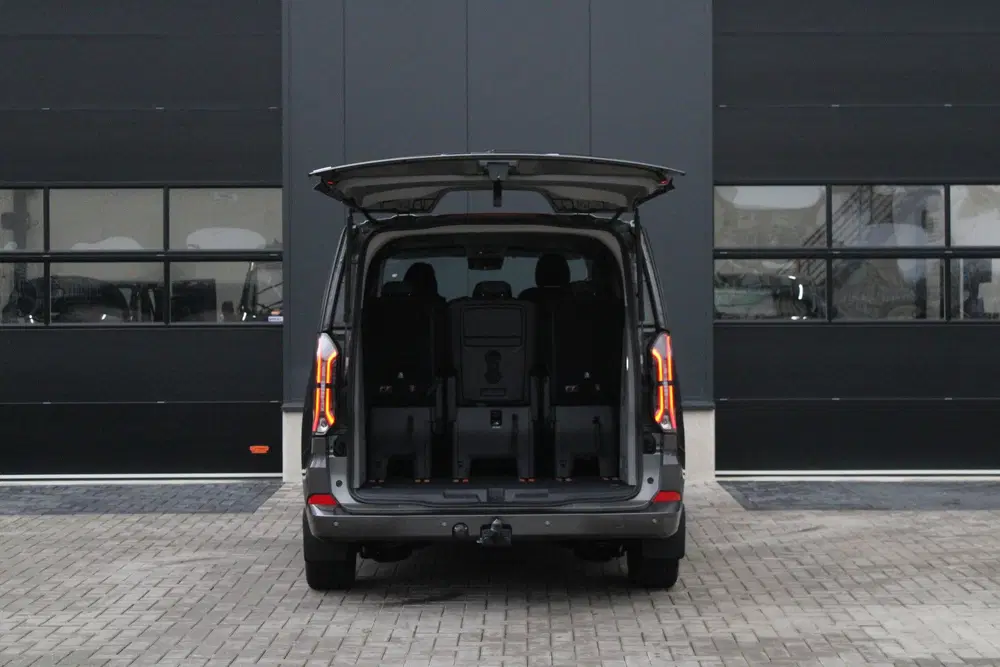 Ford Tourneo Custom 340 2.5 PHEV L2H1 Titanium X 232pk uit 2025, foto 8
