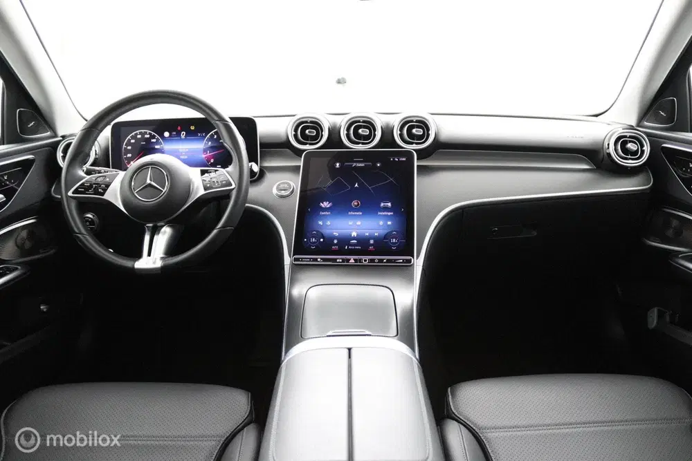 Mercedes-Benz C-Klasse Mercedes C-klasse Estate 180 Luxury Line uit 2023, foto 2
