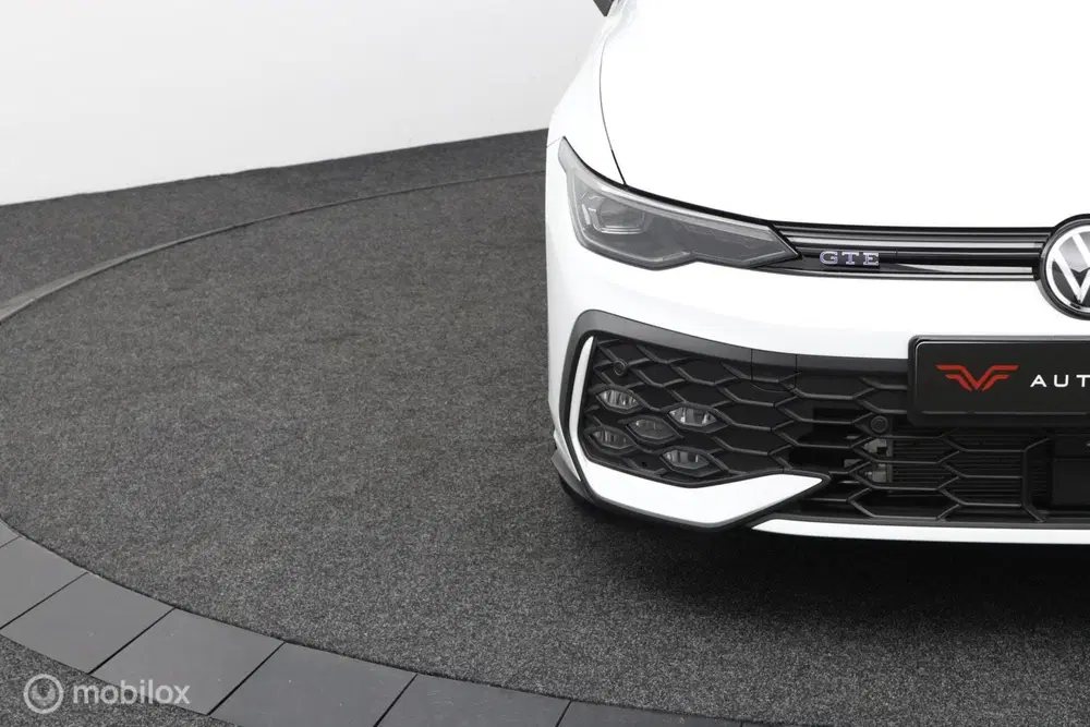 Volkswagen Golf GTE uit 2026, foto 12