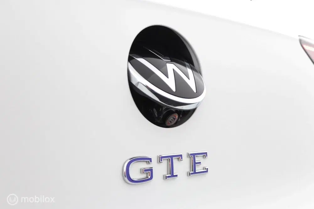 Volkswagen Golf GTE uit 2026, foto 15