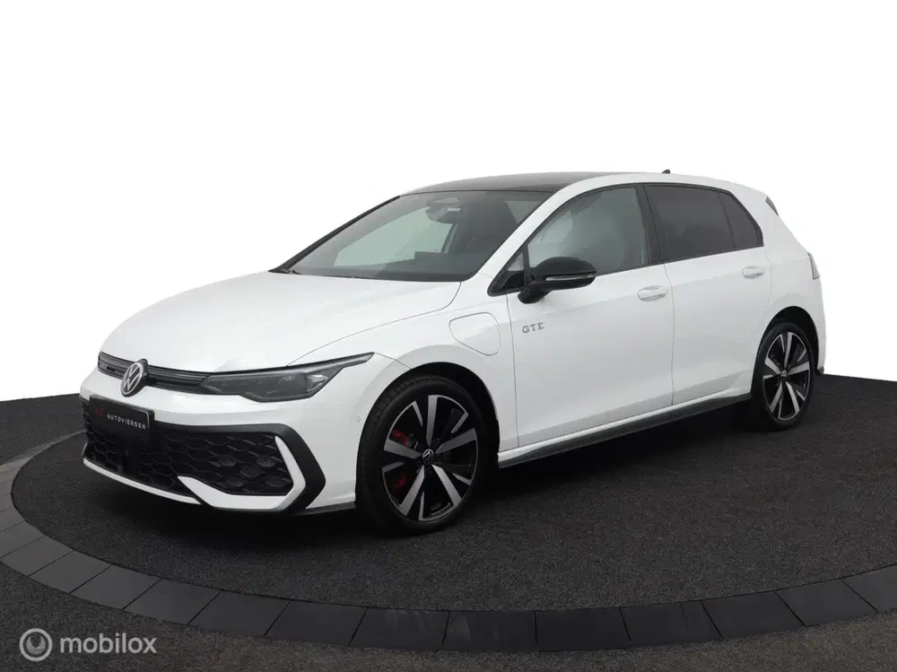 Volkswagen Golf GTE uit 2026, foto 3
