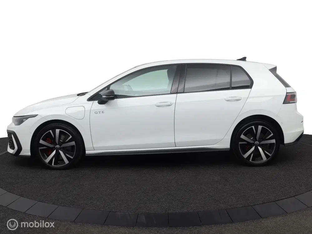 Volkswagen Golf GTE uit 2026, foto 7